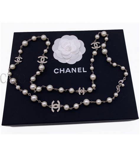 collana chanel scritta|Chanel collane usate.